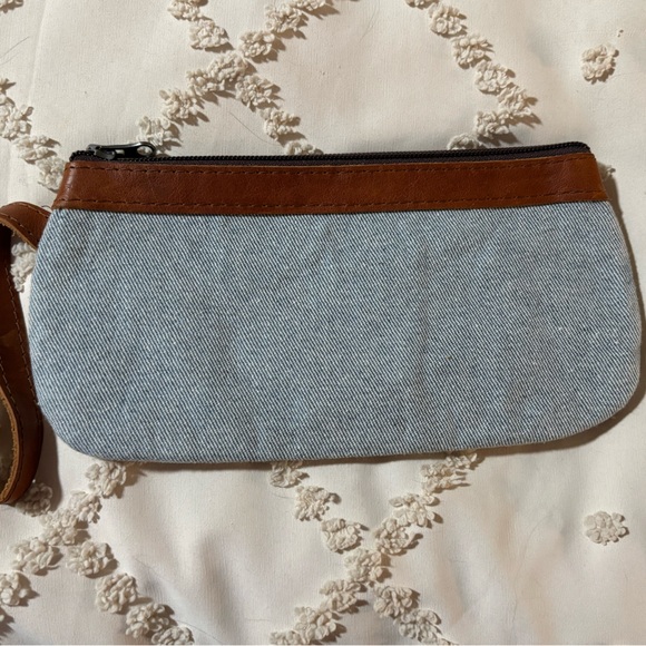 Nena & Co. denim clutch - Picture 2 of 3